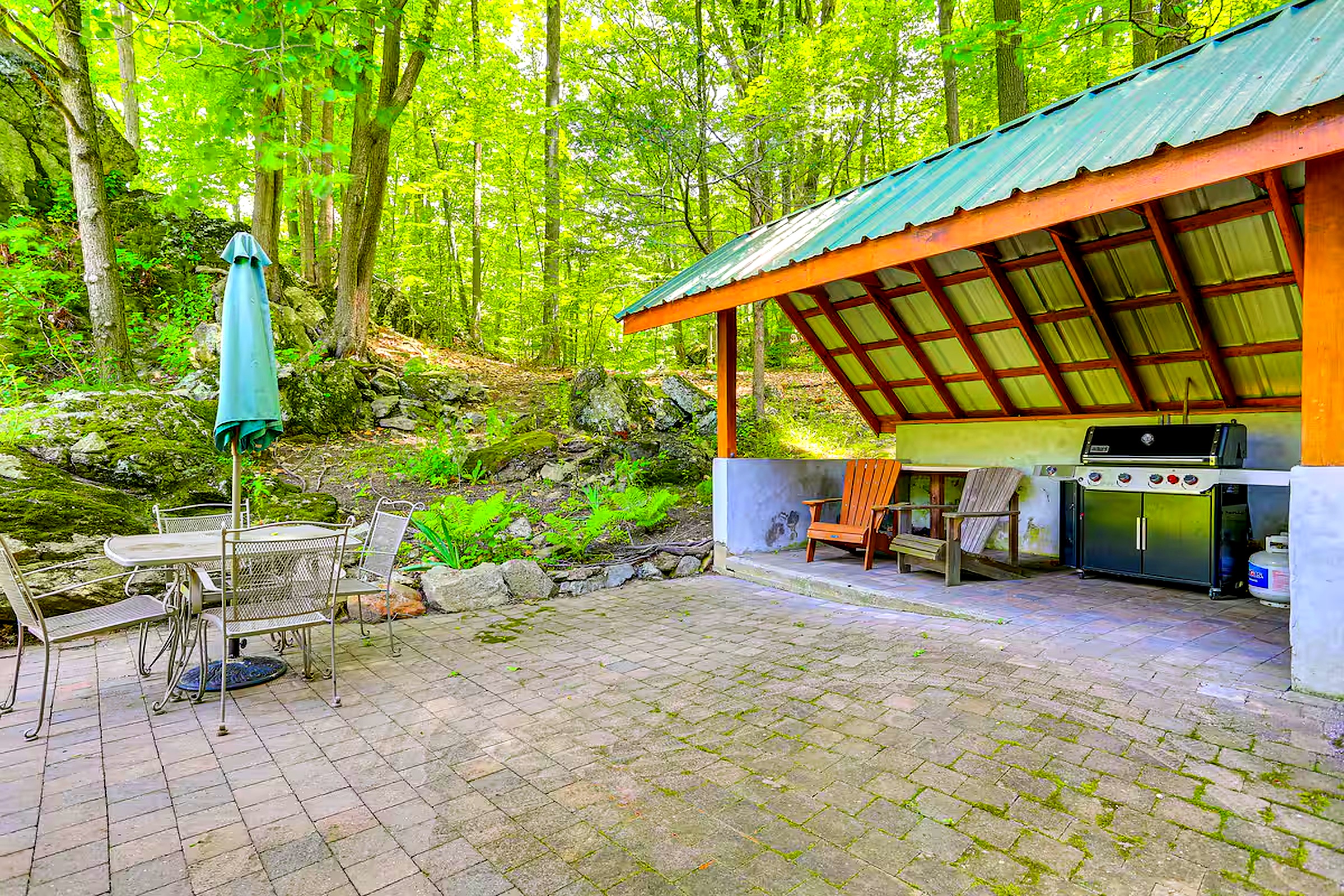 Waterfront deck